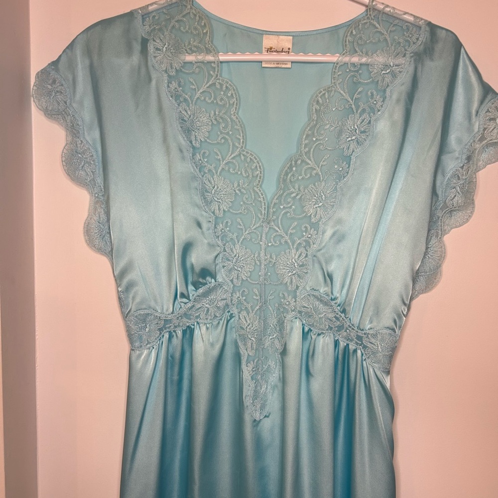 Elegant Lace Satin Chemise in Sky Blue